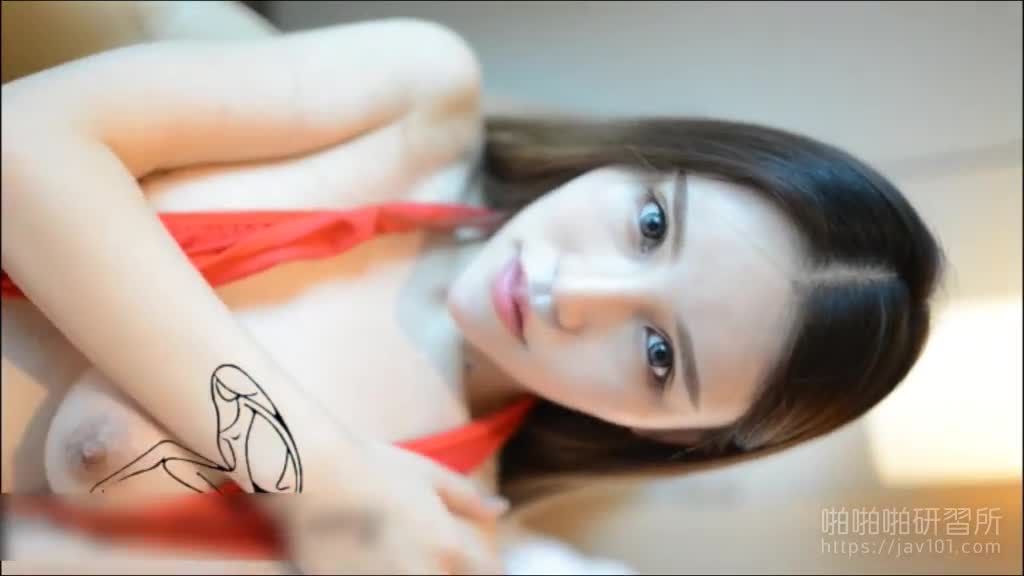 玲珑有緻的美女子涵露胸开腿在眼前 这不申手摸说不过去