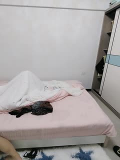 乖乖的骚妹子要降火,让小哥亲着小嘴揉奶抠逼,扒光了69口交浪叫不断,让小哥床上床下扛腿爆草蹂躏精彩刺激第01集