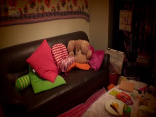 CLUB-150 可愛い女の子しか興味の無い私（♀）が、ノンケな女友達を部屋に持ち帰り強引にレズって隠し撮り2