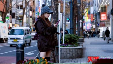 ナンパしたスレンダー系素人をハメちゃえ〜イ前编.