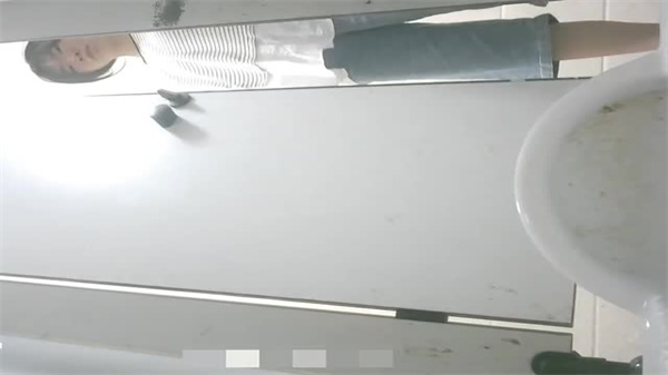 厕所偷拍新片流出！全景第三部高清无码，偷窥视角刺激体验