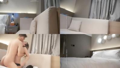 【2K高清修复】白衣巨乳妹午夜激情!舌吻舔奶69式,骑脸狂舔上位骑乘,抽插呻吟不断!2020.8.2绝顶诱惑