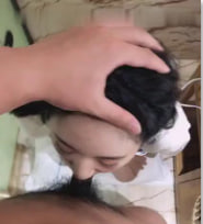 清纯小师妹口交深喉技巧速成班,今晚就让她跪着学!