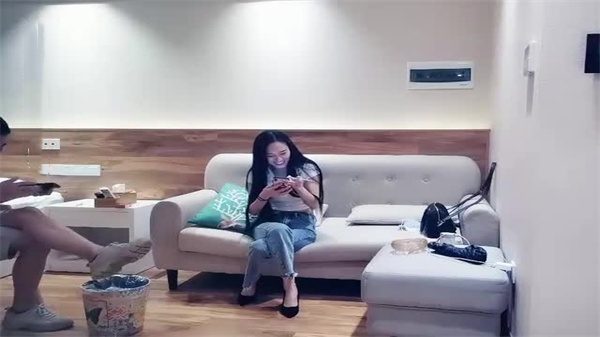 全国探花偷拍实录:长发美女激情啪啪,真实约炮超诱人