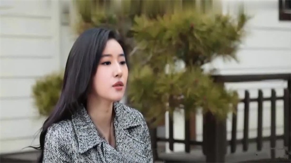 【AI换脸】双飞女神刘诗诗×刘亦菲：女大学生私密闺房沙龙 中文字幕第一弹