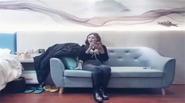 文轩探花兼职外围女酒店激情开房，蜜桃臀狂操干到虚脱腿软！