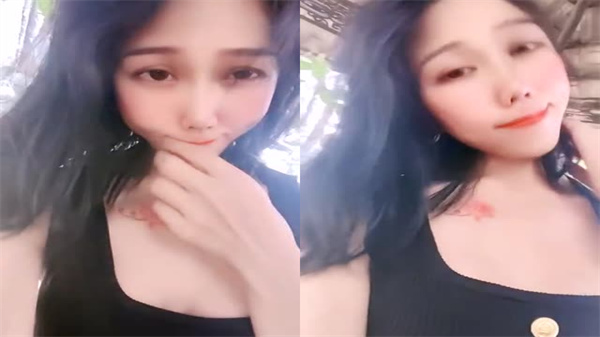 公园偷拍!巨乳肥臀欲姐掰开无毛嫩穴,道具玩弄淫水四溅,浪叫互动撩爆全场!